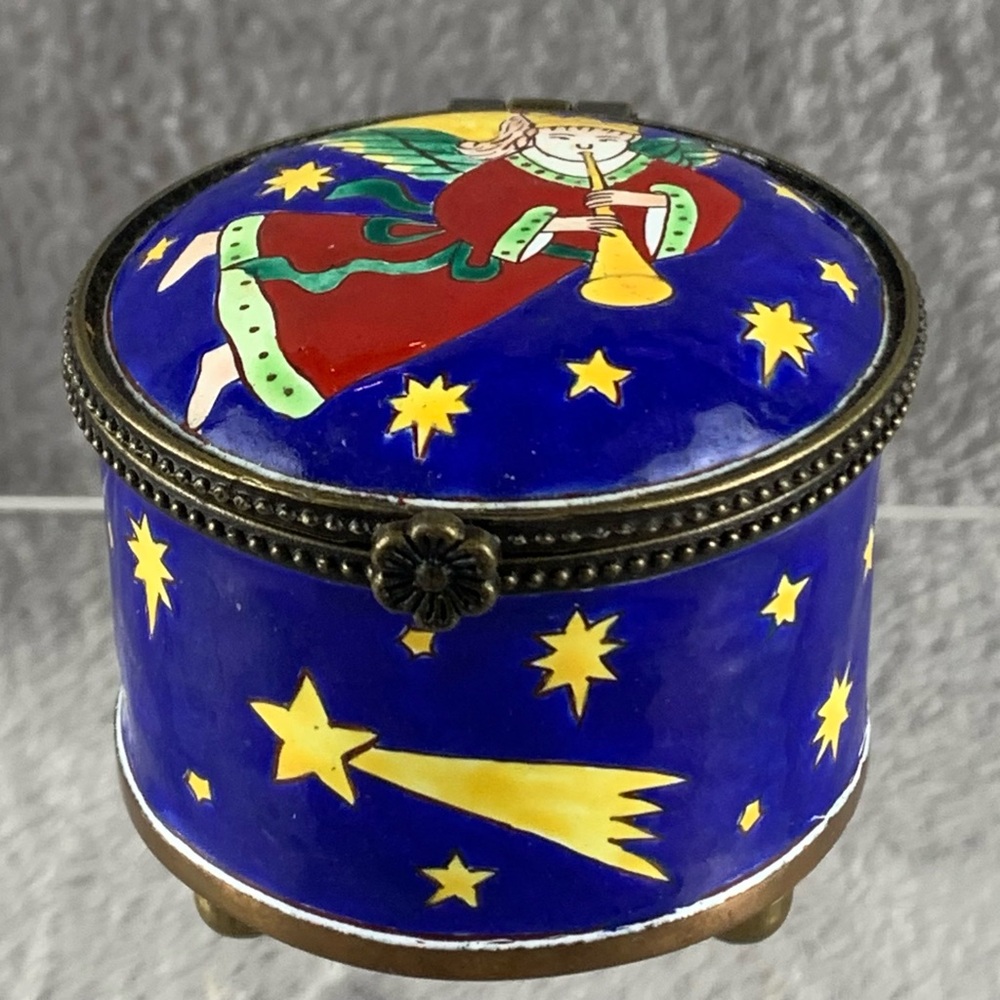 KELVIN CHEN Enamel Hinged Angel Round‎ STAMP DISPENSER 2002 Trinket Box No. 263 - Picture 3 of 12